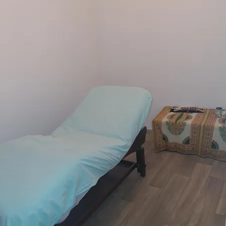 Renove Avec 2 Et Espace Bien-etre Lavelanet