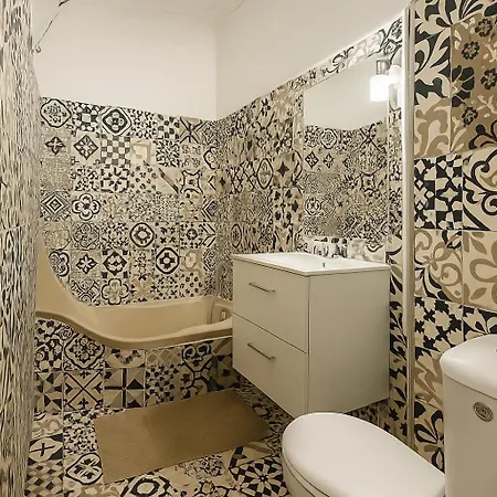 Renove Avec 2 Et Espace Bien-etre Lavelanet
