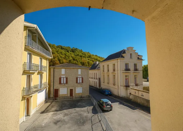 Rénové Avec 2 Et Espace Bien-être